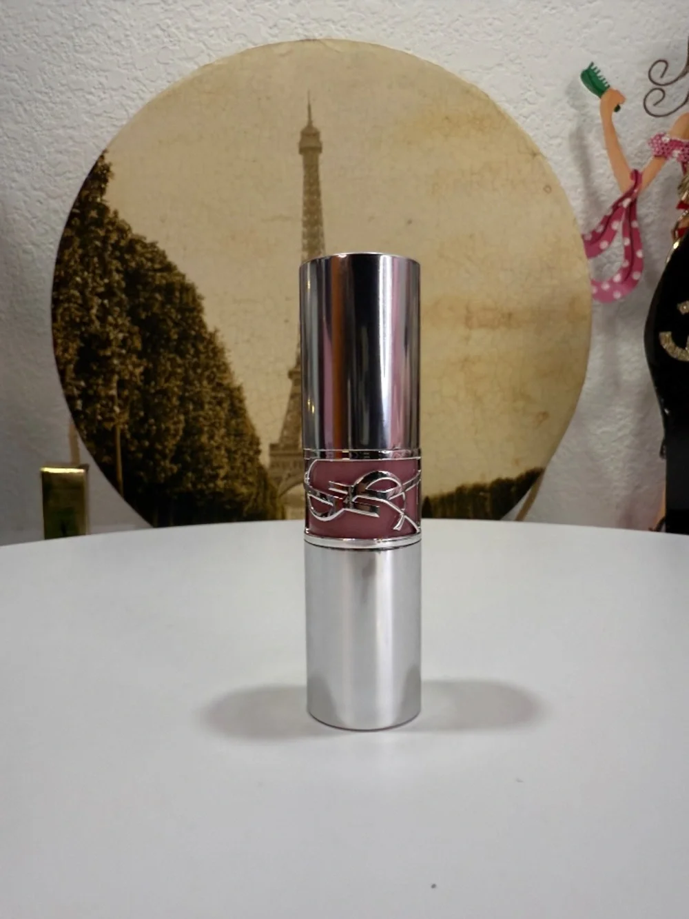GORGEOUS NWB-YSL LOVESHINE HIGH SHINE CARING LIPSTICK! (MADE IN FRANCE)